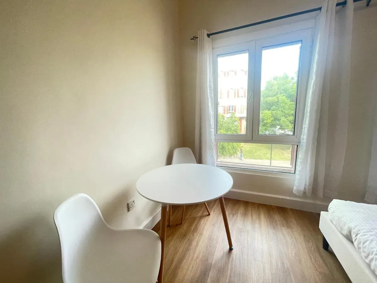 Apartment Stylish Studio In Discovery Garden Med100 Dubai